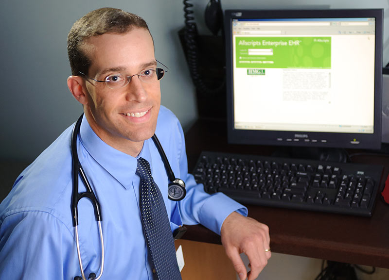 Physician using online medical records