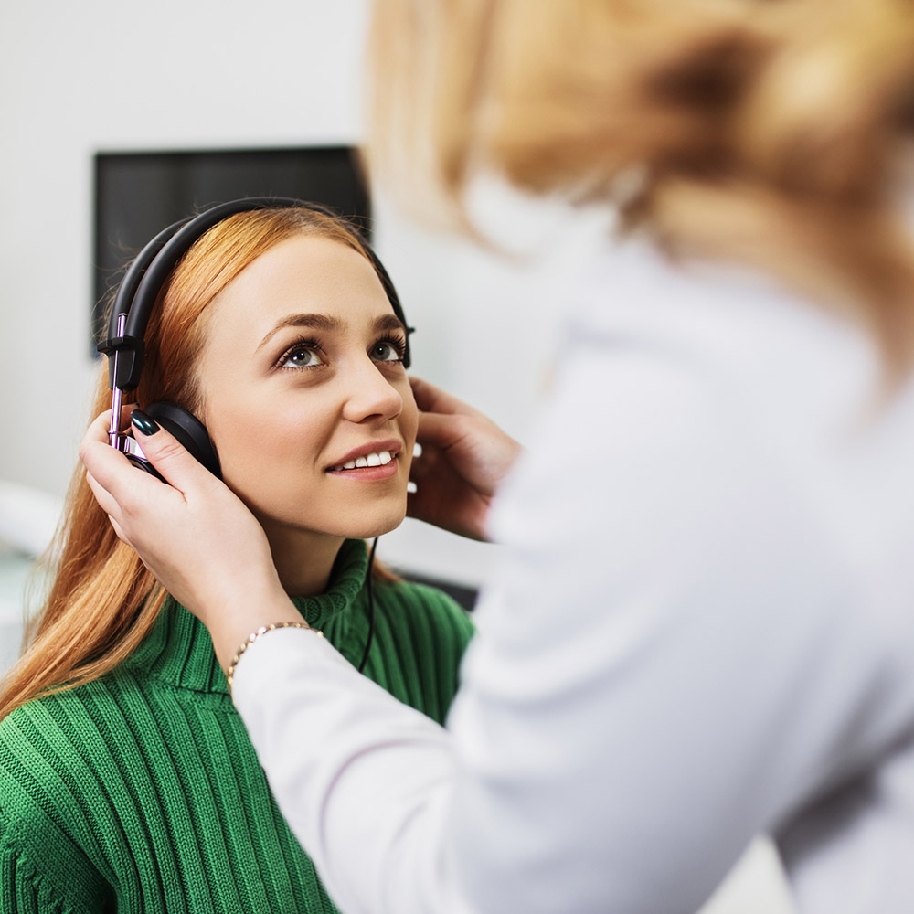 Audiologist & patient